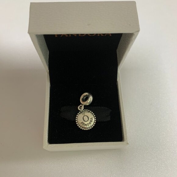 Disney Parks 2022 Halloween Minnie Mouse Boo Ghost Pandora Charm NIB - Picture 4 of 4